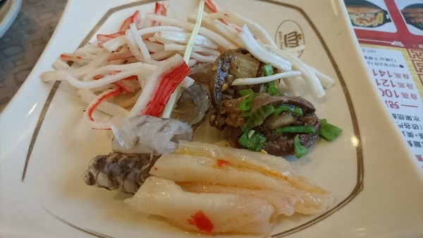 貴族世家牛排(高雄九如店)：高雄~九如店 貴族世家牛排(鮮饌館)~吃免驚自助沙拉吧~巧克力噴泉.牛造型兒童餐都是小朋友的愛~