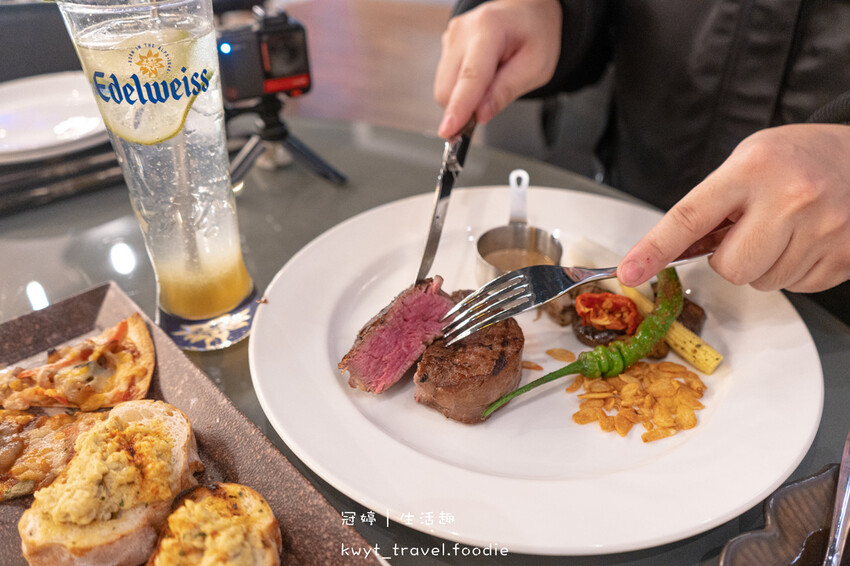 高雄美式餐廳推薦-The BBQ House 高雄南屏店-鼓山區美食餐廳推薦-高雄約會餐廳推薦-捷運巨蛋站美食推薦-凹仔底公園美食推薦 (58 - 59).jpg