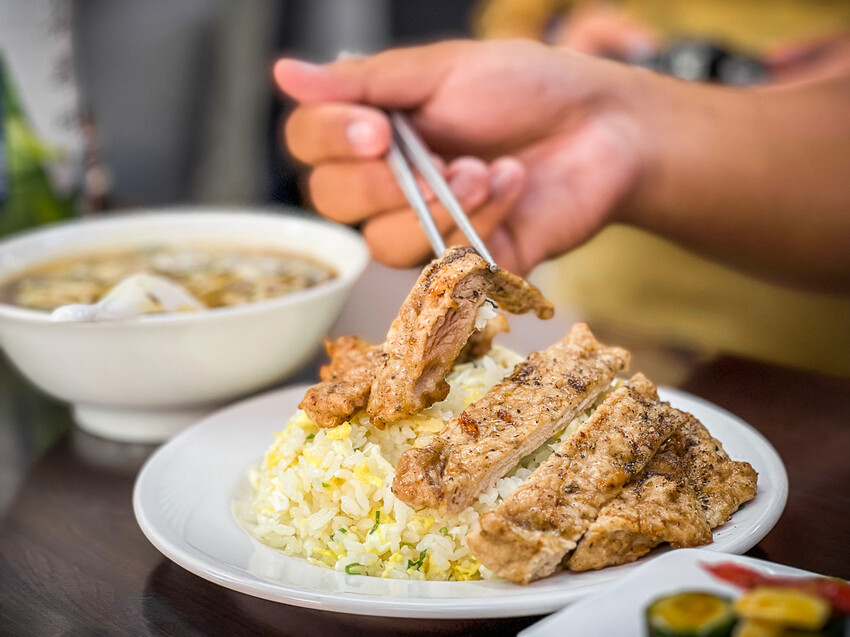 台北市北投區丰清揚小吃店|鼎泰豐師傅自己開,70元吃得到鼎泰豐等級的炒飯?!