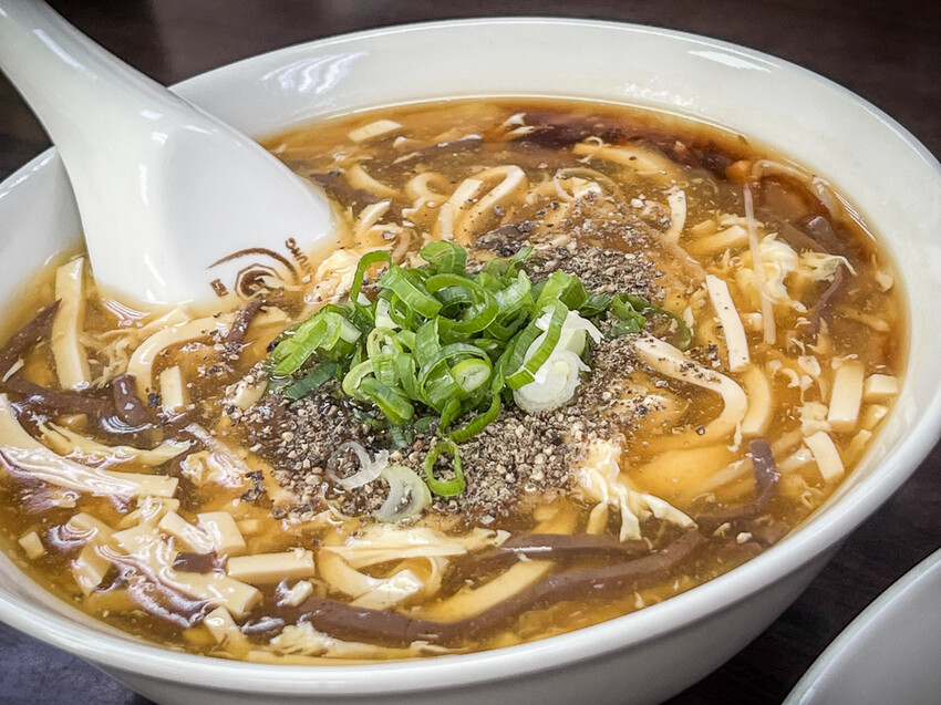 台北市北投區丰清揚小吃店|鼎泰豐師傅自己開,70元吃得到鼎泰豐等級的炒飯?!