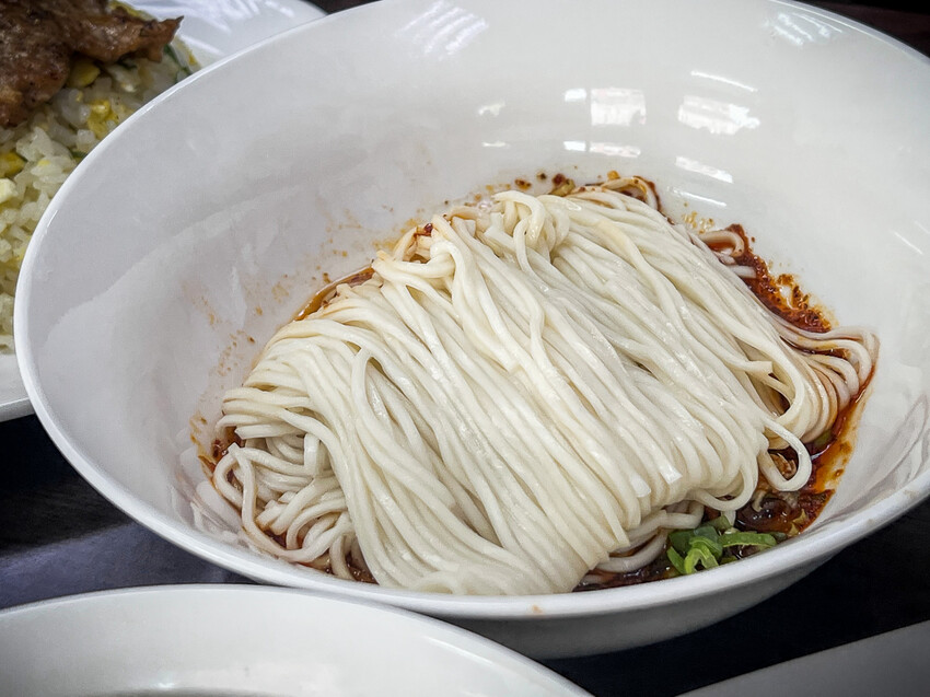 台北市北投區丰清揚小吃店|鼎泰豐師傅自己開,70元吃得到鼎泰豐等級的炒飯?!