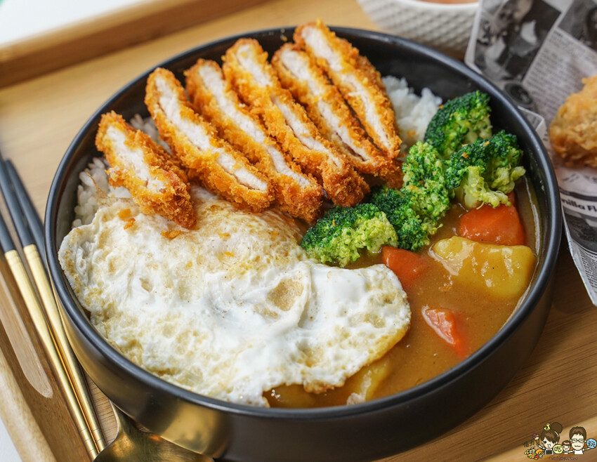 在地人最不想分享的巷弄 ZL小餐館，比臉大的炸雞排、台式家常美食、私房料理定食 X 恆春墾丁必吃美食 - 跟著尼力吃喝玩樂＆親子生活