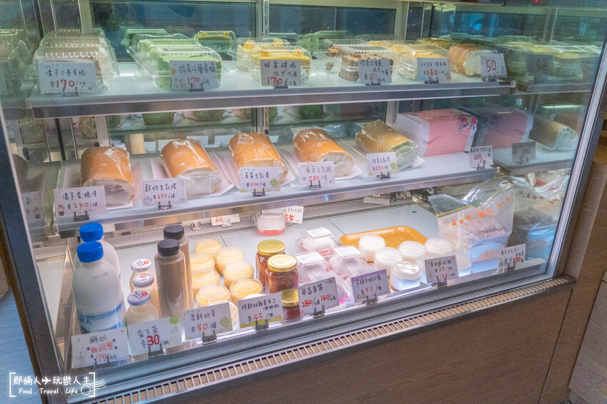 台南永康同二烘焙坊｜台南秒殺千層蛋糕就是他～