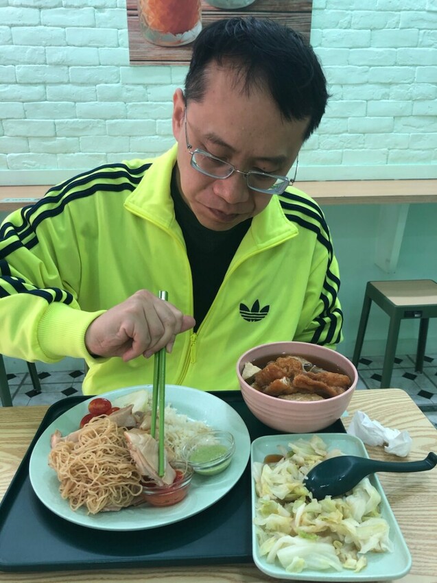 良良海南雞/海南雞飯店/馬來西亞/用良心做良雞/星馬進口原物料/台灣國產當日現宰溫體雞腿/新鮮無異味又Q彈/