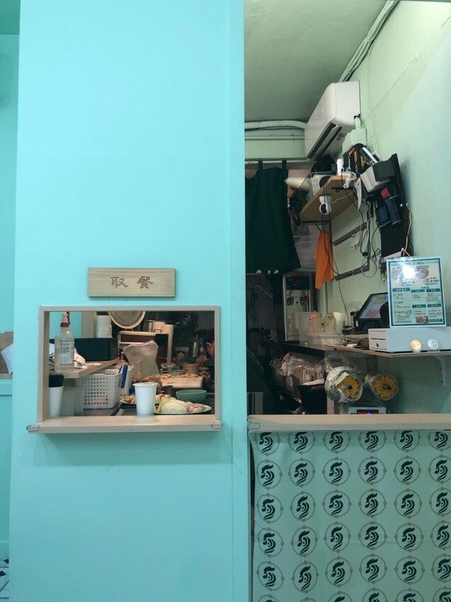 良良海南雞/海南雞飯店/馬來西亞/用良心做良雞/星馬進口原物料/台灣國產當日現宰溫體雞腿/新鮮無異味又Q彈/