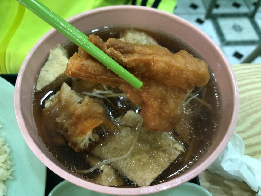 良良海南雞/海南雞飯店/馬來西亞/用良心做良雞/星馬進口原物料/台灣國產當日現宰溫體雞腿/新鮮無異味又Q彈/