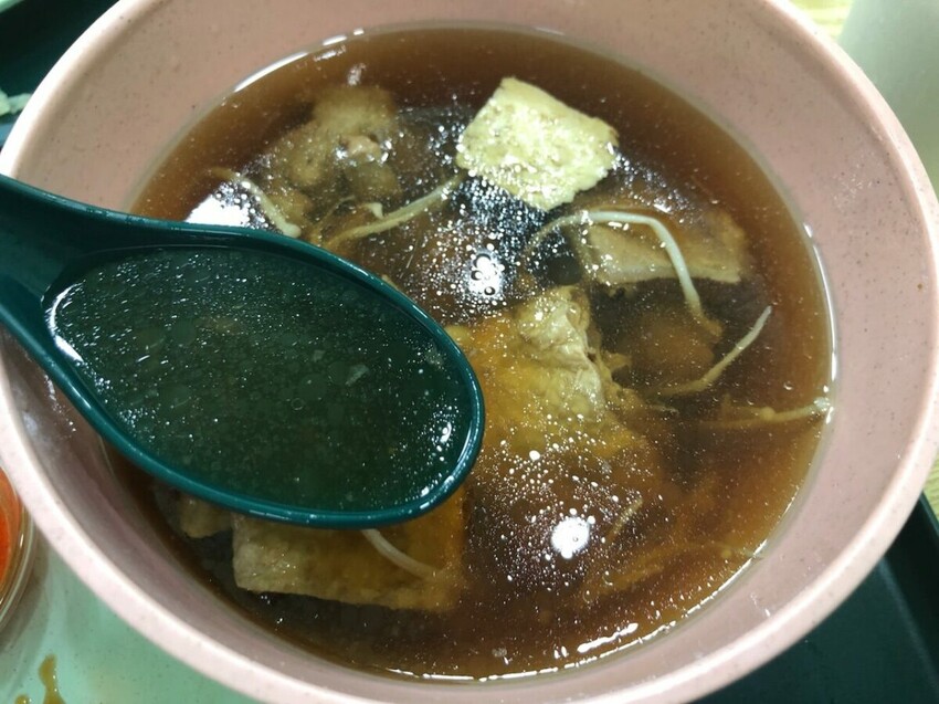 良良海南雞/海南雞飯店/馬來西亞/用良心做良雞/星馬進口原物料/台灣國產當日現宰溫體雞腿/新鮮無異味又Q彈/