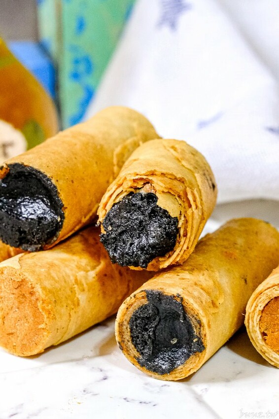 香酥蛋捲滿滿爆漿餡，實心蛋捲搭配可愛笑笑羊包裝，粹蛋捲酥酥蛋香很涮嘴！