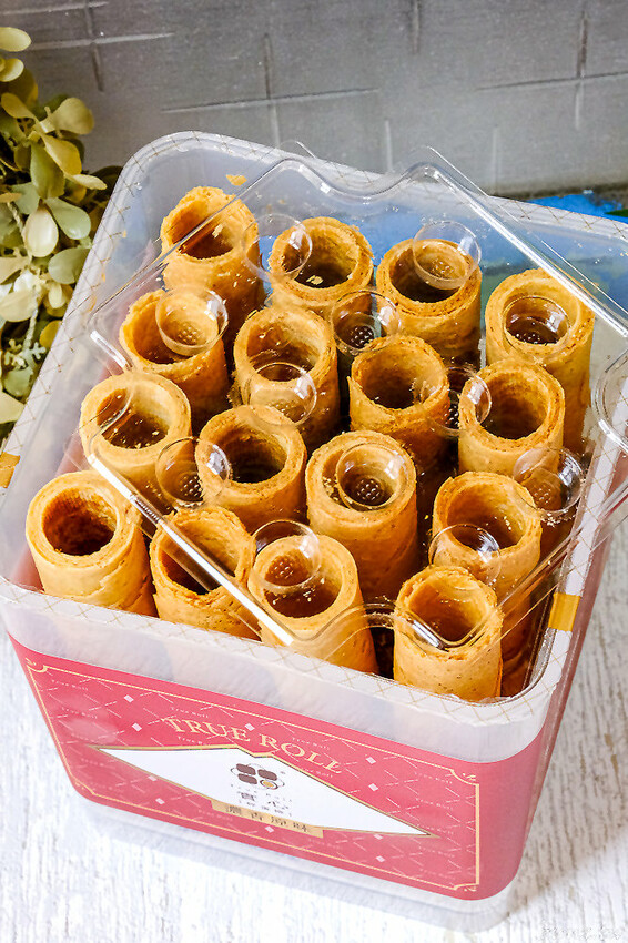 香酥蛋捲滿滿爆漿餡，實心蛋捲搭配可愛笑笑羊包裝，粹蛋捲酥酥蛋香很涮嘴！