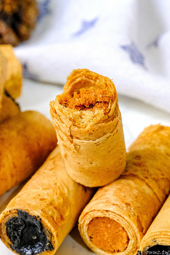 香酥蛋捲滿滿爆漿餡，實心蛋捲搭配可愛笑笑羊包裝，粹蛋捲酥酥蛋香很涮嘴！