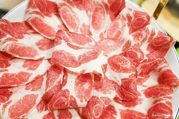 台北市大同區【食■大同】謝謝一鍋/大同區火鍋/特選CAB等級牛肉/台北平價火鍋推薦/大同區美食/捷運大橋頭美食