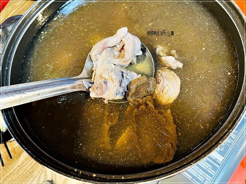 /tmp/phpKR9SuI /tmp/phpKR9SuI