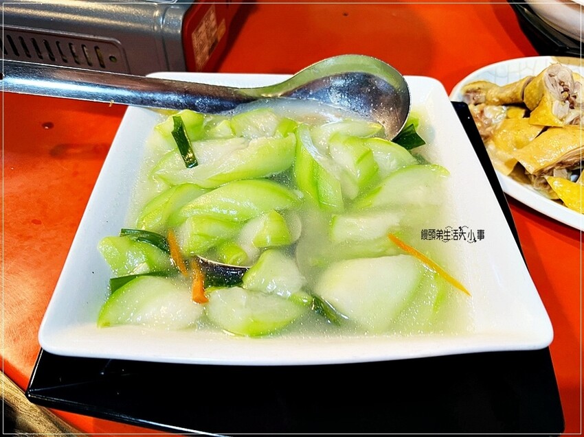 /tmp/phpdk3cYE /tmp/phpdk3cYE