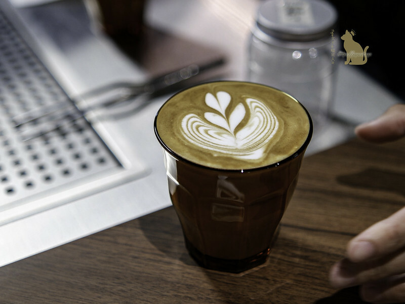 台中咖啡｜Cuppa Mc Cafe 市場裡的咖啡館喧鬧中另類寧靜