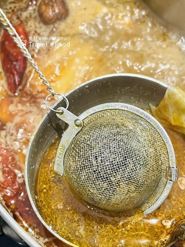 夏天也要吃鍋!世代傳承經典秘方,獨門調製沾醬,玖圍沙茶老火鍋(桃園店) @魚兒 x 牽手明太子的「視」界旅行