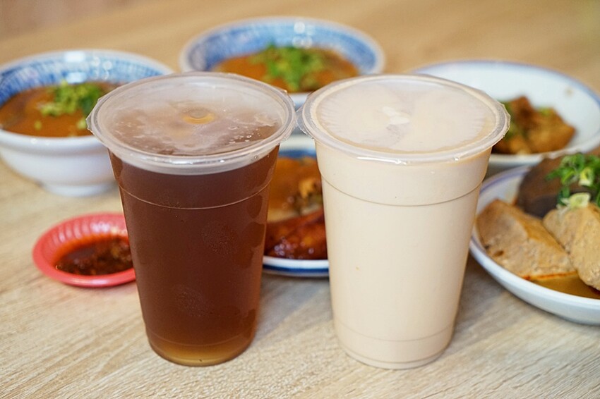 台中少見浮誇海陸麵線結合脆皮肉圓、祕醬甜不辣，古早味人氣小吃這裡一次通通吃齊！！