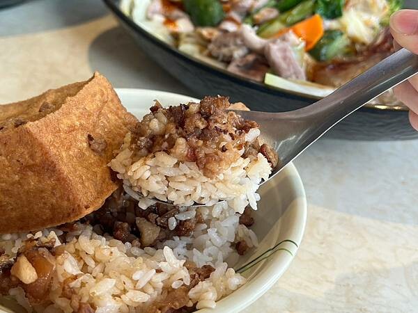 LINE_ALBUM_20230529 _6_230530_8.jpg LINE_ALBUM_20230529 _6_230530_8.jpg