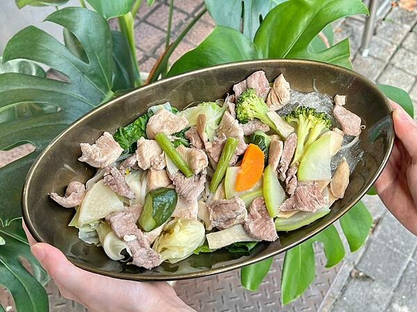 LINE_ALBUM_20230529 _6_230530_2.jpg LINE_ALBUM_20230529 _6_230530_2.jpg