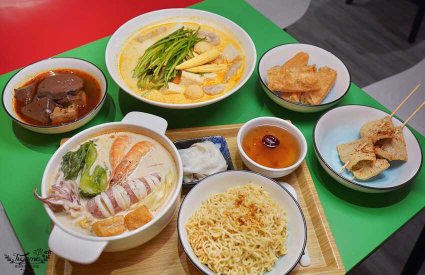 高雄麻辣燙。Eight Hot 不一樣的麻辣燙,必吃麻奶海鮮鍋,想吃什麼自由選!! @緹雅瑪 美食旅遊趣