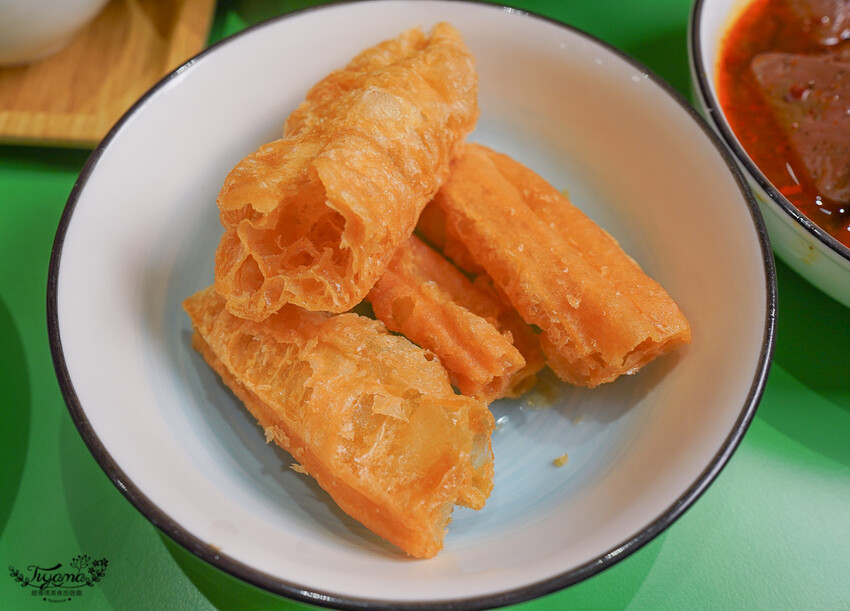 高雄麻辣燙。Eight Hot 不一樣的麻辣燙,必吃麻奶海鮮鍋,想吃什麼自由選!! @緹雅瑪 美食旅遊趣