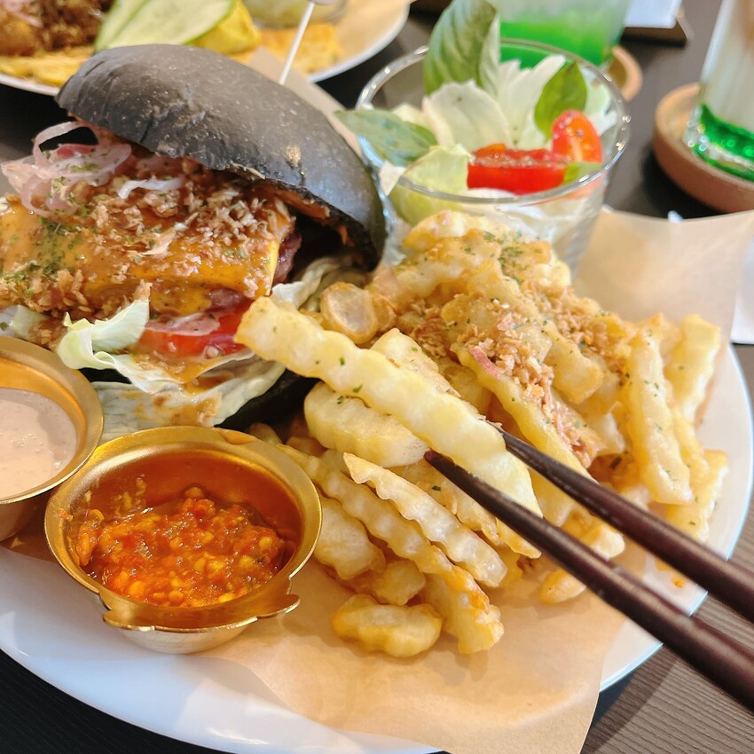 桃園車站異國料理推薦—蓬蓬熊工作室 印尼輕食料理，超獨特四種外面吃不到印尼醬料，一定要試試