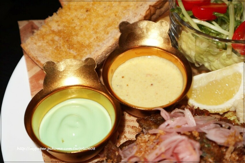 【蓬蓬熊工作室 印尼風味輕食】桃園異國料理推薦 桃園火車站美食推薦 獨特南洋風味早午餐 享受異國料理帶來的味蕾饗宴