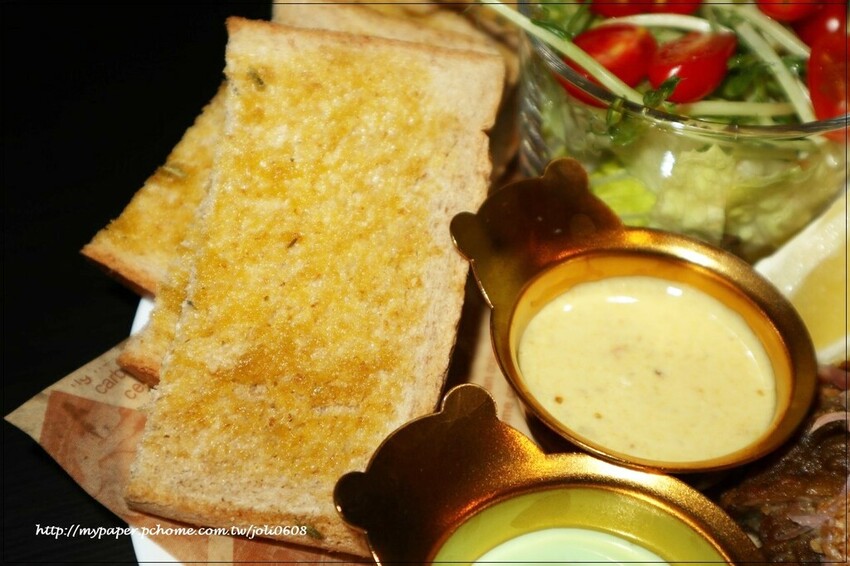 【蓬蓬熊工作室 印尼風味輕食】桃園異國料理推薦 桃園火車站美食推薦 獨特南洋風味早午餐 享受異國料理帶來的味蕾饗宴