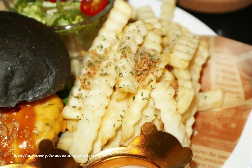 【蓬蓬熊工作室 印尼風味輕食】桃園異國料理推薦 桃園火車站美食推薦 獨特南洋風味早午餐 享受異國料理帶來的味蕾饗宴