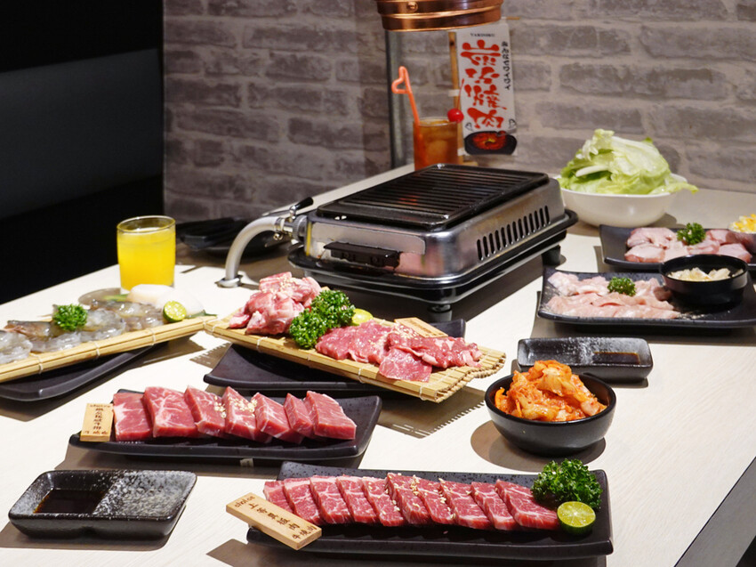 新北新店—牛燒肉Yakiniku｜和牛不再遙不可及 燒肉套餐一人八百有找｜大坪林、七張、耕莘醫院、新店高中