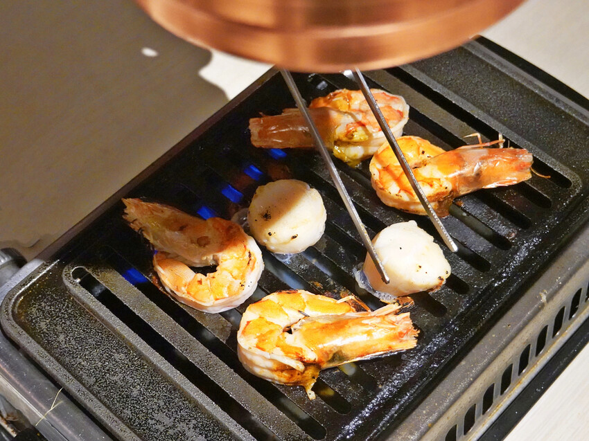 新北新店—牛燒肉Yakiniku｜和牛不再遙不可及 燒肉套餐一人八百有找｜大坪林、七張、耕莘醫院、新店高中