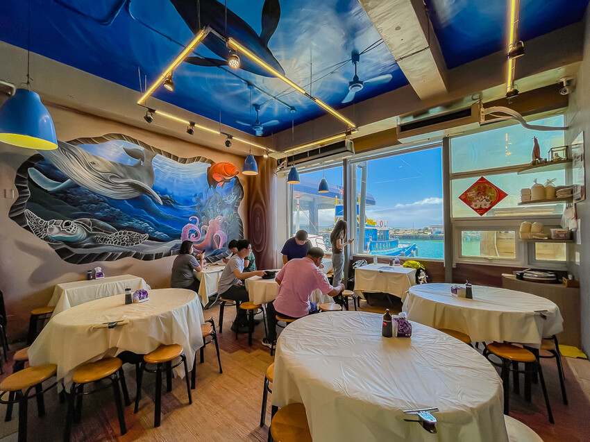 澎派水產 – 後壁湖必吃 x 100元澎湃生魚片 活跳跳新鮮海鮮 季節限定飛魚生魚片 超高CP值海產餐廳 大港入船