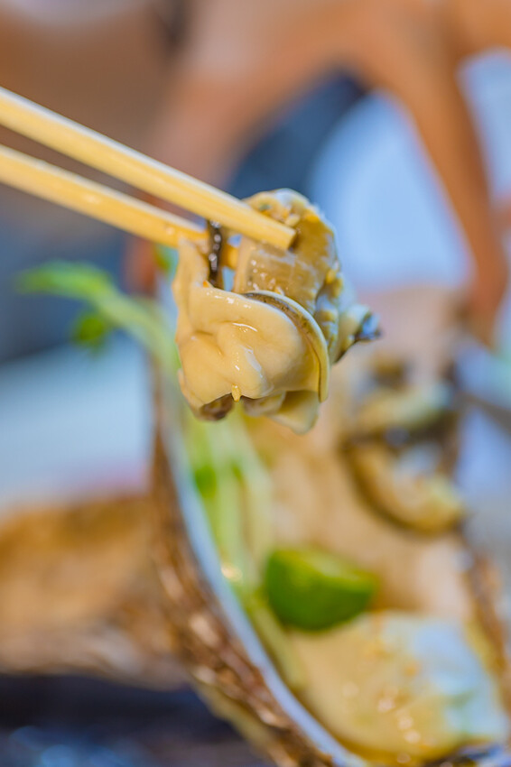 澎派水產 – 後壁湖必吃 x 100元澎湃生魚片 活跳跳新鮮海鮮 季節限定飛魚生魚片 超高CP值海產餐廳 大港入船