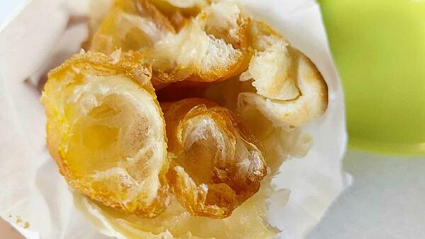 【台北美食】豆漿燒餅店|常常需要排隊的超人氣無名豆漿店