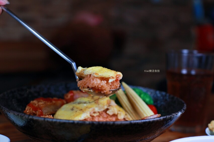 員林美食富味美之家︱彰化員林平價美食中式個人套餐推薦宮保雞丁特餐.秘製紅燒牛腩煲特餐.日式豬排蛋包飯,