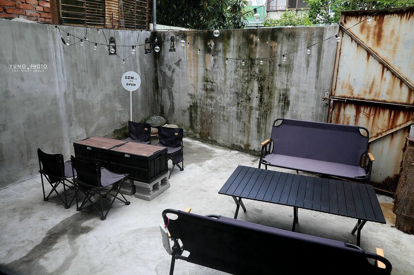 甜點控必收!隱身老宅 4.7星「神級肉桂捲」司康/戚風蛋糕推薦|OZM 啢男咖啡甜點 (台中西區下午茶/甜點)