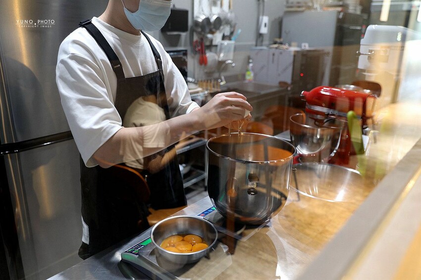 甜點控必收!隱身老宅 4.7星「神級肉桂捲」司康/戚風蛋糕推薦|OZM 啢男咖啡甜點 (台中西區下午茶/甜點)