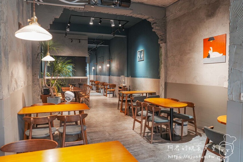 【台中肉桂捲推薦】OZM啢男咖啡甜點,巷弄老宅裡的創意司康