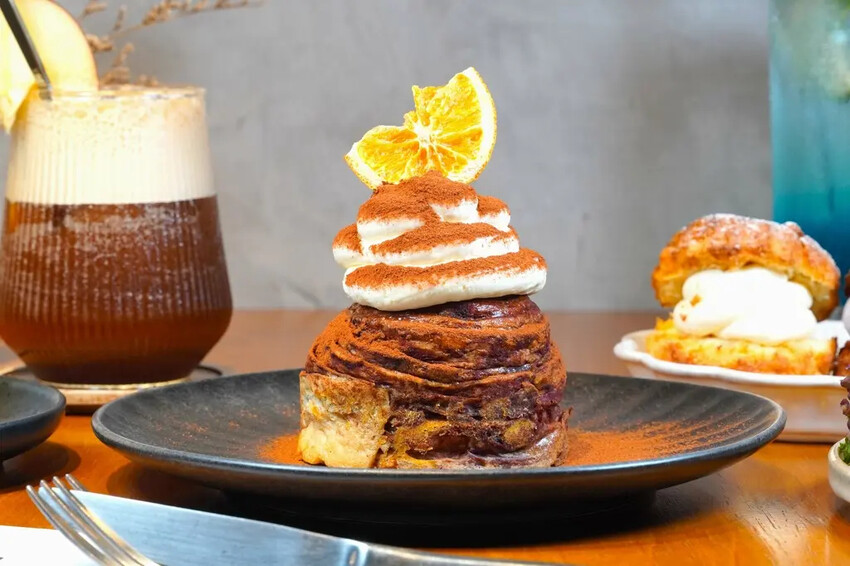 隱藏在台中西區的甜點天堂 台中西區最新秘境下午茶推薦|OZM 隱藏在台中西區的甜點天堂 台中西區最新秘境下午茶推薦|OZM