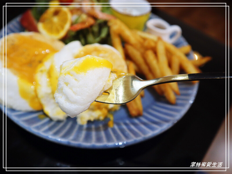 樂在Lezy-桃園中壢/入口即化超軟嫩舒芙蕾x早午盤餐.正餐點心下午茶皆宜