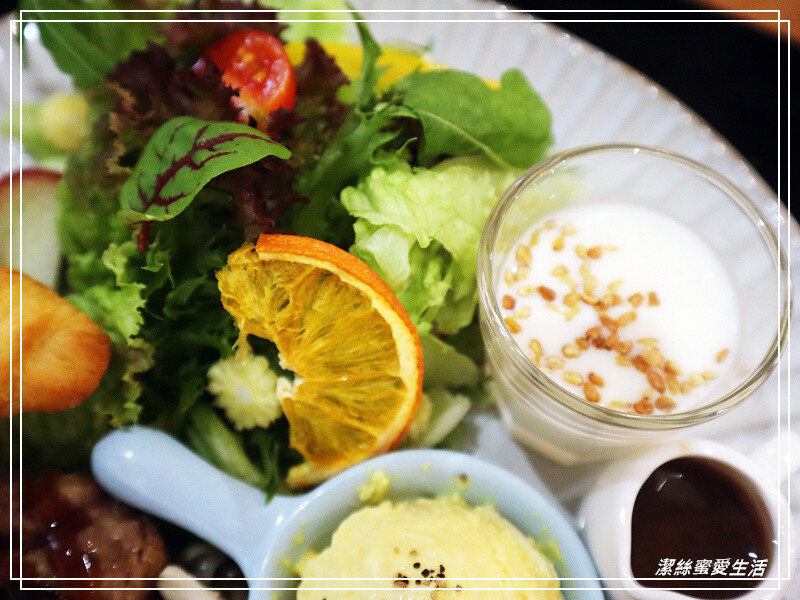 樂在Lezy-桃園中壢/入口即化超軟嫩舒芙蕾x早午盤餐.正餐點心下午茶皆宜