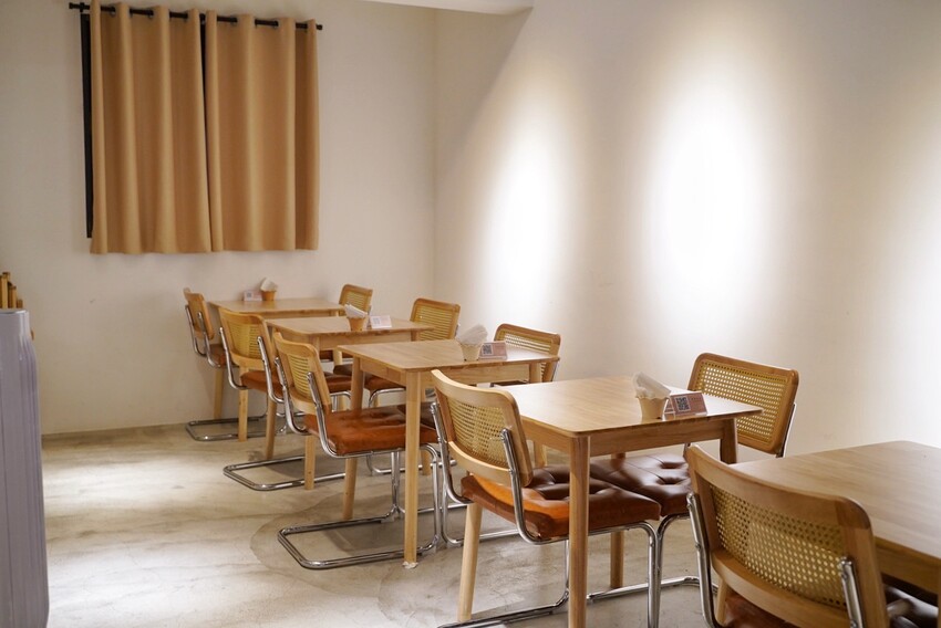 新竹平價又豐盛好吃的早午餐推薦！歡慶「掬熙商行 G.C Brunch & Coffee」一週年，早午餐時段皆享85折優惠！用餐空間寬敞又舒適，還是間寵物友善咖啡廳～ - 阿華田的美食日記