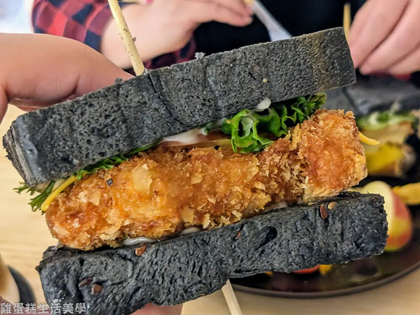 新竹掬熙商行人氣爆棚！早午餐老宅美食必吃，記得提前預約。