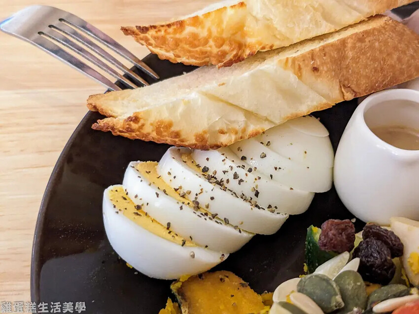 新竹掬熙商行人氣爆棚！早午餐老宅美食必吃，記得提前預約。