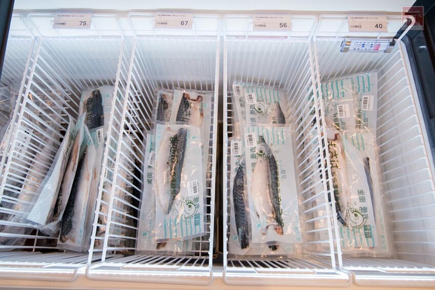 【冷凍食品賣場】專業冷凍食品超市，海鮮、生鮮、調理食品一次購足，千款商品現貨供應，專屬停車場及小孩遊樂區~魚大俠冷凍食材本舖 - 南人幫