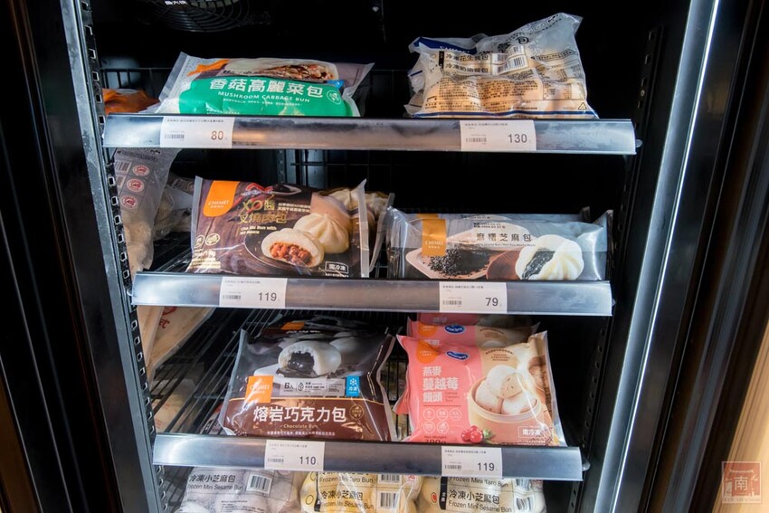 【冷凍食品賣場】專業冷凍食品超市，海鮮、生鮮、調理食品一次購足，千款商品現貨供應，專屬停車場及小孩遊樂區~魚大俠冷凍食材本舖 - 南人幫