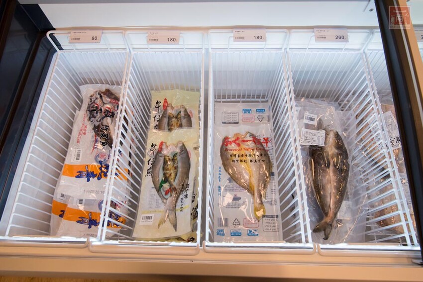 【冷凍食品賣場】專業冷凍食品超市，海鮮、生鮮、調理食品一次購足，千款商品現貨供應，專屬停車場及小孩遊樂區~魚大俠冷凍食材本舖 - 南人幫