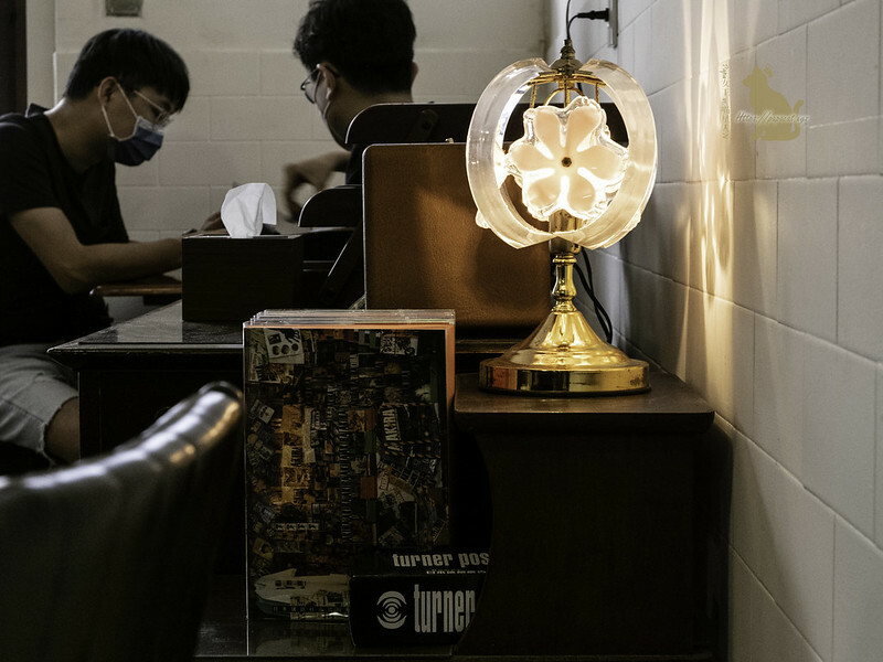 台中冰店 §夕日裡的王八蛋 開到深夜的冰店是日雜懷舊風格!