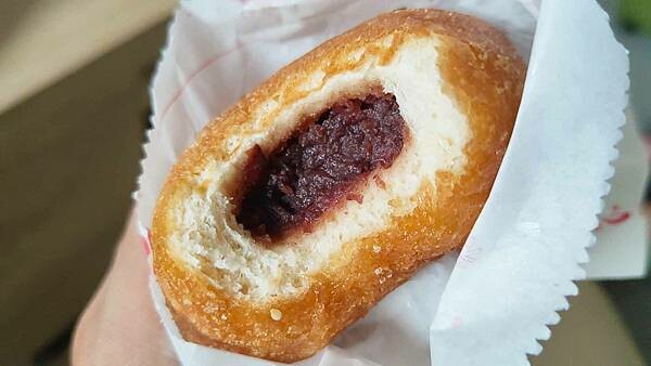 【板橋美食】甜甜圈 (原民治街口)|傳統古早味好吃的雙胞胎與台式甜甜圈