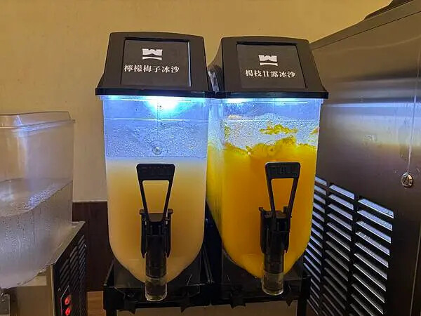 台北中山萬客什鍋長安東路店,飲料跟冰淇淋贏過主餐的火鍋店!記 台北中山萬客什鍋長安東路店,飲料跟冰淇淋贏過主餐的火鍋店!記