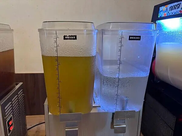 台北中山萬客什鍋長安東路店,飲料跟冰淇淋贏過主餐的火鍋店!記 台北中山萬客什鍋長安東路店,飲料跟冰淇淋贏過主餐的火鍋店!記